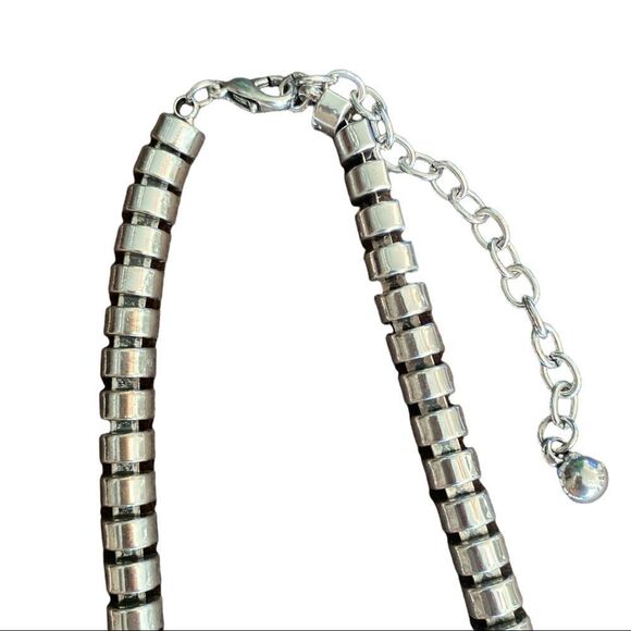 Silver Tone and Black/Gray Large Pendant Necklace with Dangle Drop Earring’s - Picture 5 of 6